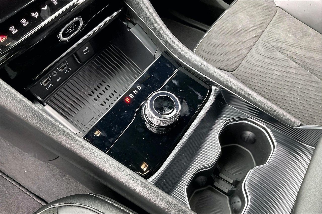 New 2026 Jeep Grand Cherokee Altitude RWD image 28
