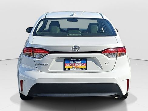 Used 2023 Toyota Corolla LE w/ Carpet Mat Package (TMS) FWD image 5