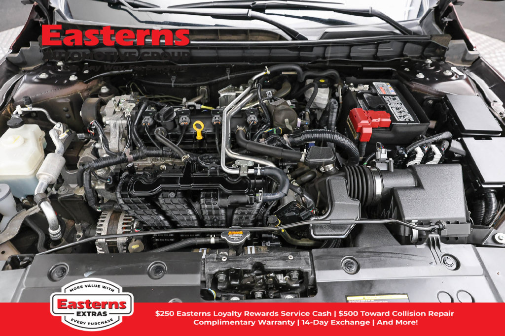 Used 2024 Nissan Altima 2.5 SV FWD image 8