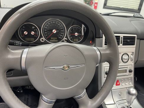 Used 2005 Chrysler Crossfire Limited image 27