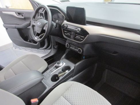 Used 2022 Ford Escape SE w/ Convenience Package FWD image 23