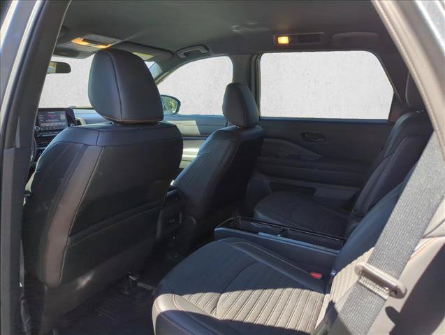 Used 2024 Nissan Pathfinder Rock Creek AWD/4WD image 17