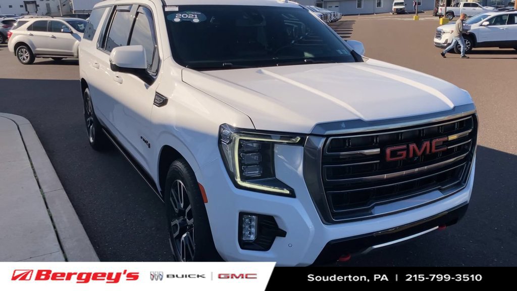 Used 2021 GMC Yukon XL AT4 w/ AT4 Premium Plus Package AWD/4WD image 3