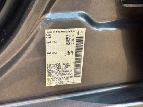 Used 2022 Nissan Altima 2.0 SR FWD image 39