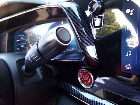 Used 2024 Chevrolet Corvette Stingray Preferred Cpe w/ Z51 Performance Package RWD image 19