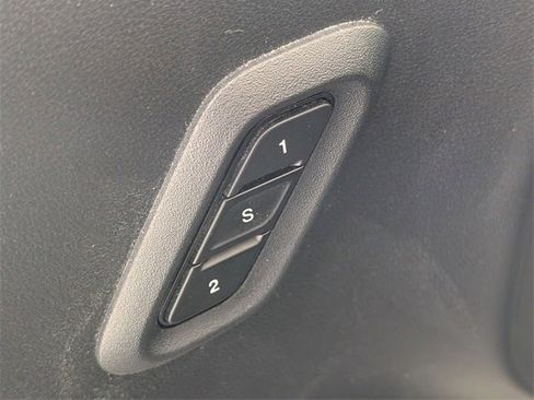 Used 2023 Dodge Challenger R/T w/ Plus Package image 10