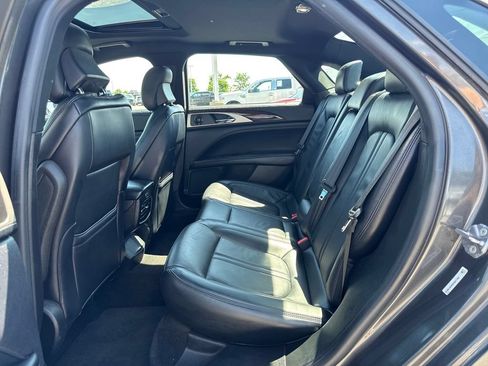Used 2019 Lincoln MKZ Reserve FWD image 20