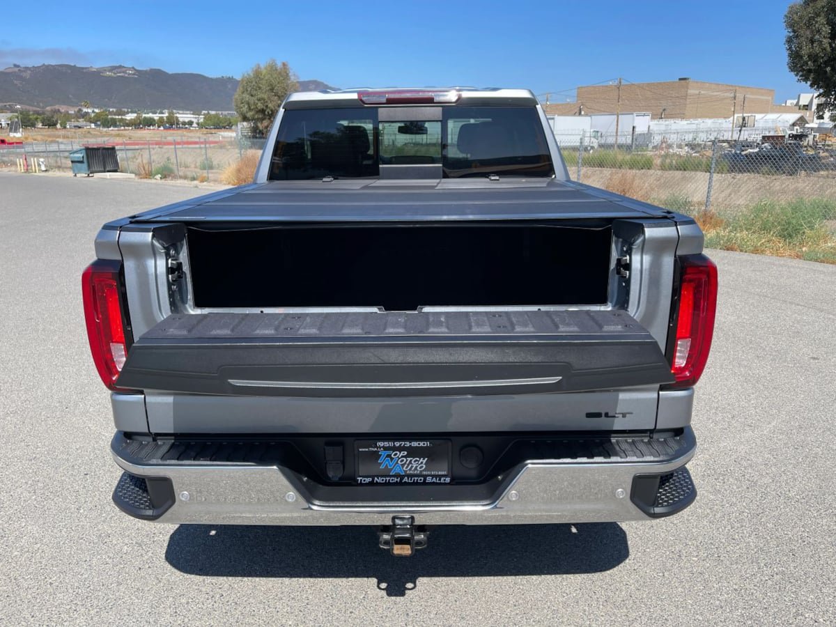 Used 2023 GMC Sierra 1500 SLT w/ SLT Premium Plus Package RWD image 9