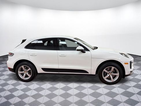 Used 2020 Porsche Macan image 8