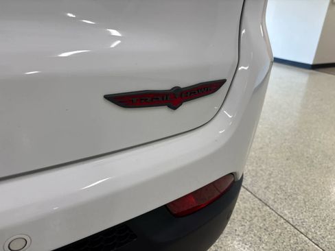 Used 2024 Jeep Compass Trailhawk w/ Trailhawk Elite Group image 13