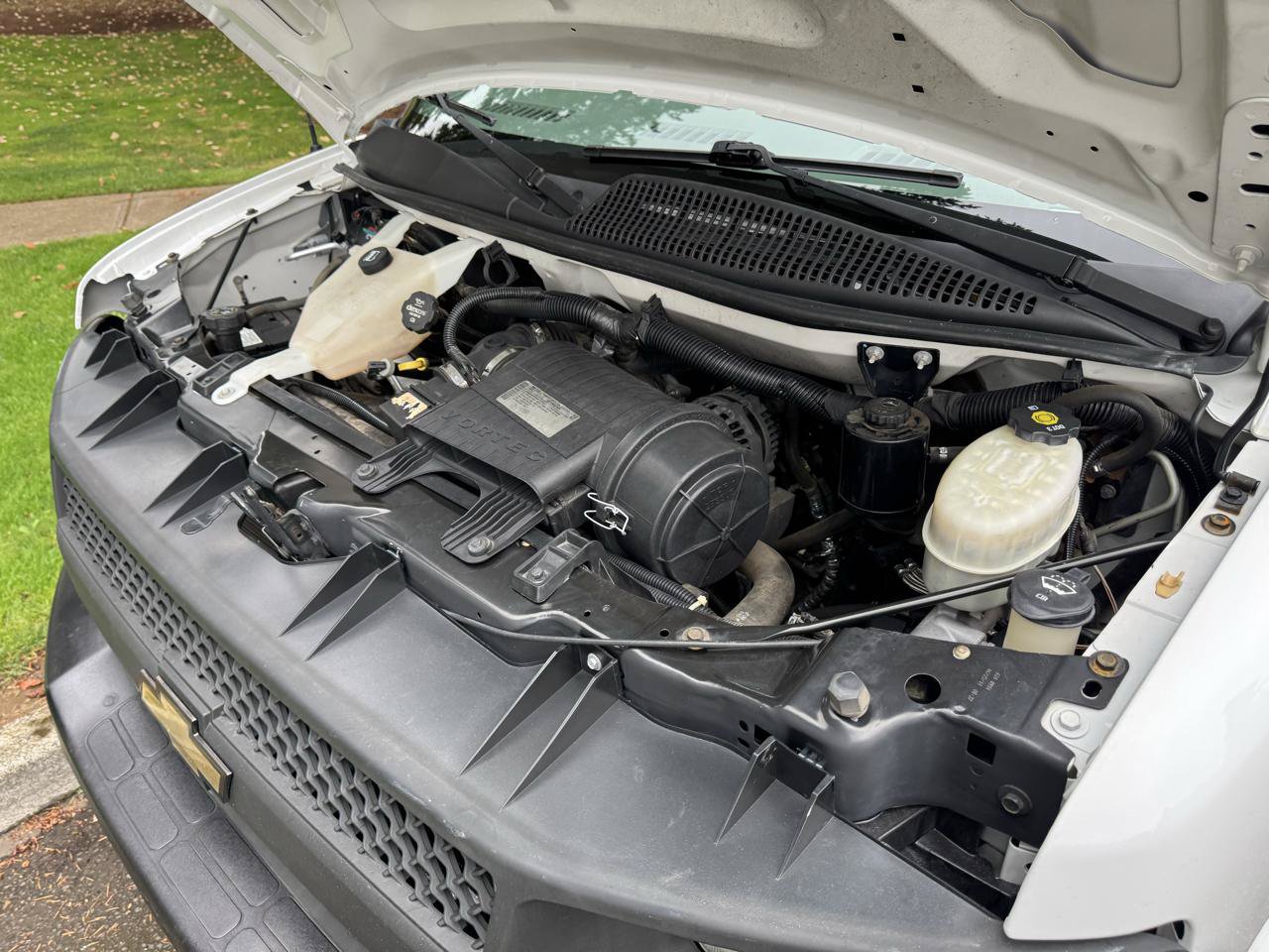 Used 2014 Chevrolet Express 2500 RWD image 39