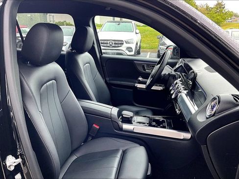 Certified 2022 Mercedes-Benz GLB 250 4MATIC image 7
