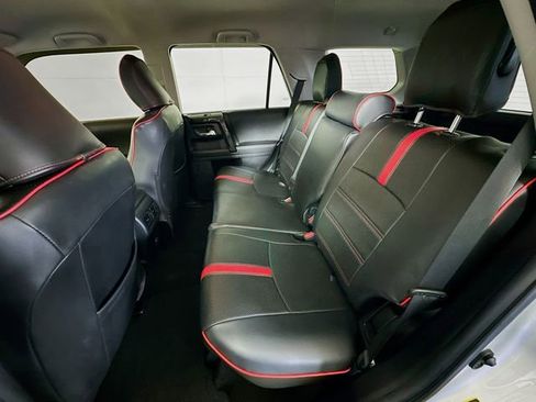 Used 2020 Toyota 4Runner TRD Off-Road image 21