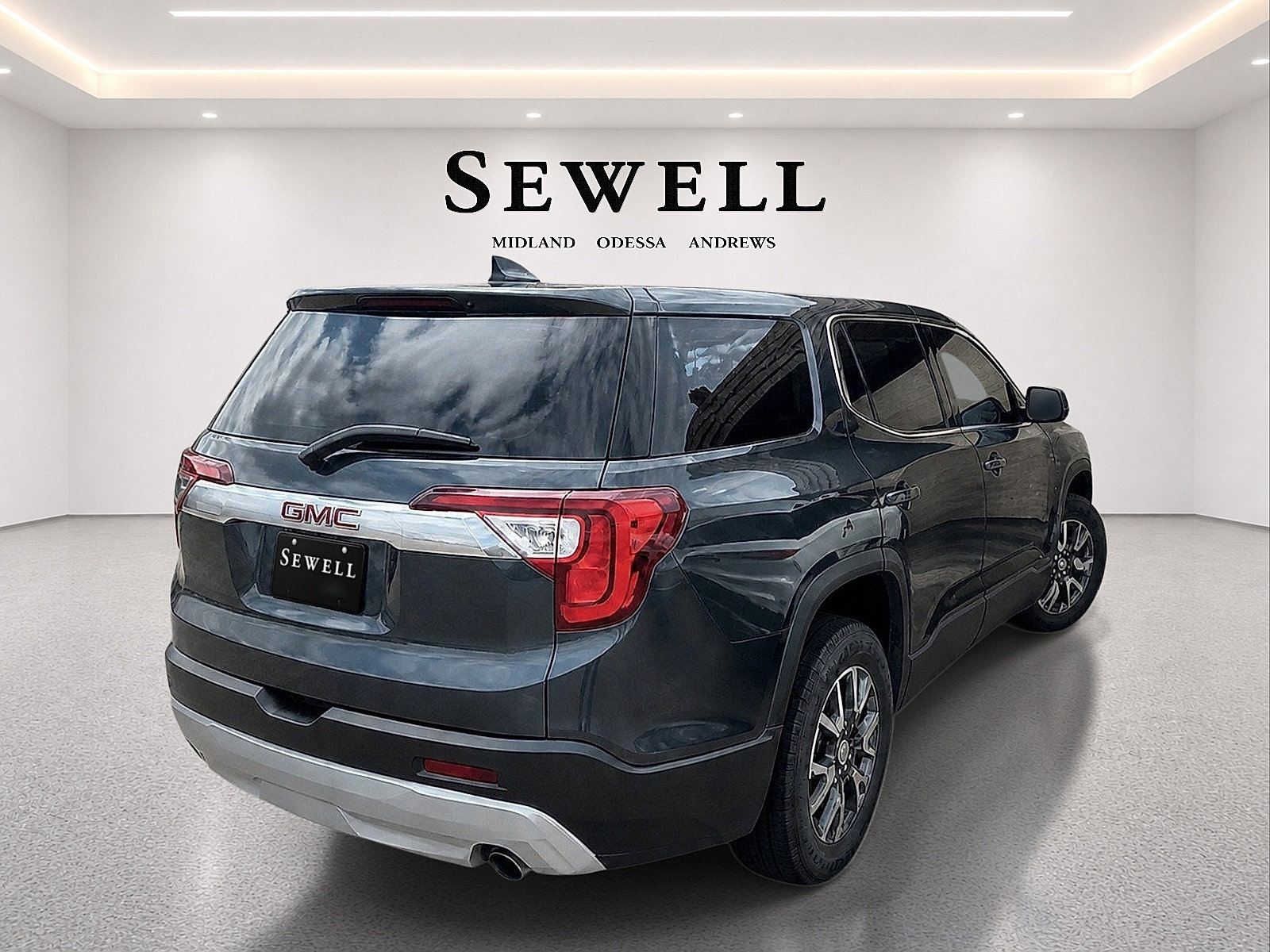 Used 2020 GMC Acadia SLE FWD image 3