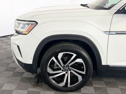 Used 2020 Volkswagen Atlas Cross Sport SEL Premium AWD/4WD image 11
