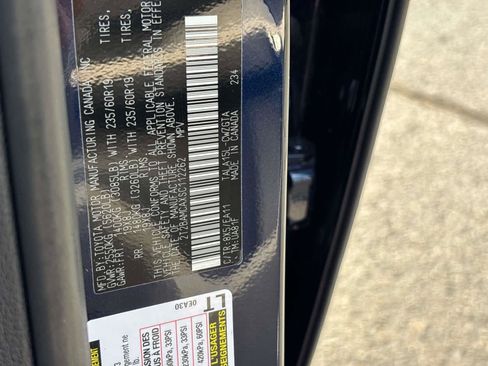 Used 2025 Lexus RX 350 Premium w/ Accessory Package (Z1) AWD/4WD image 32