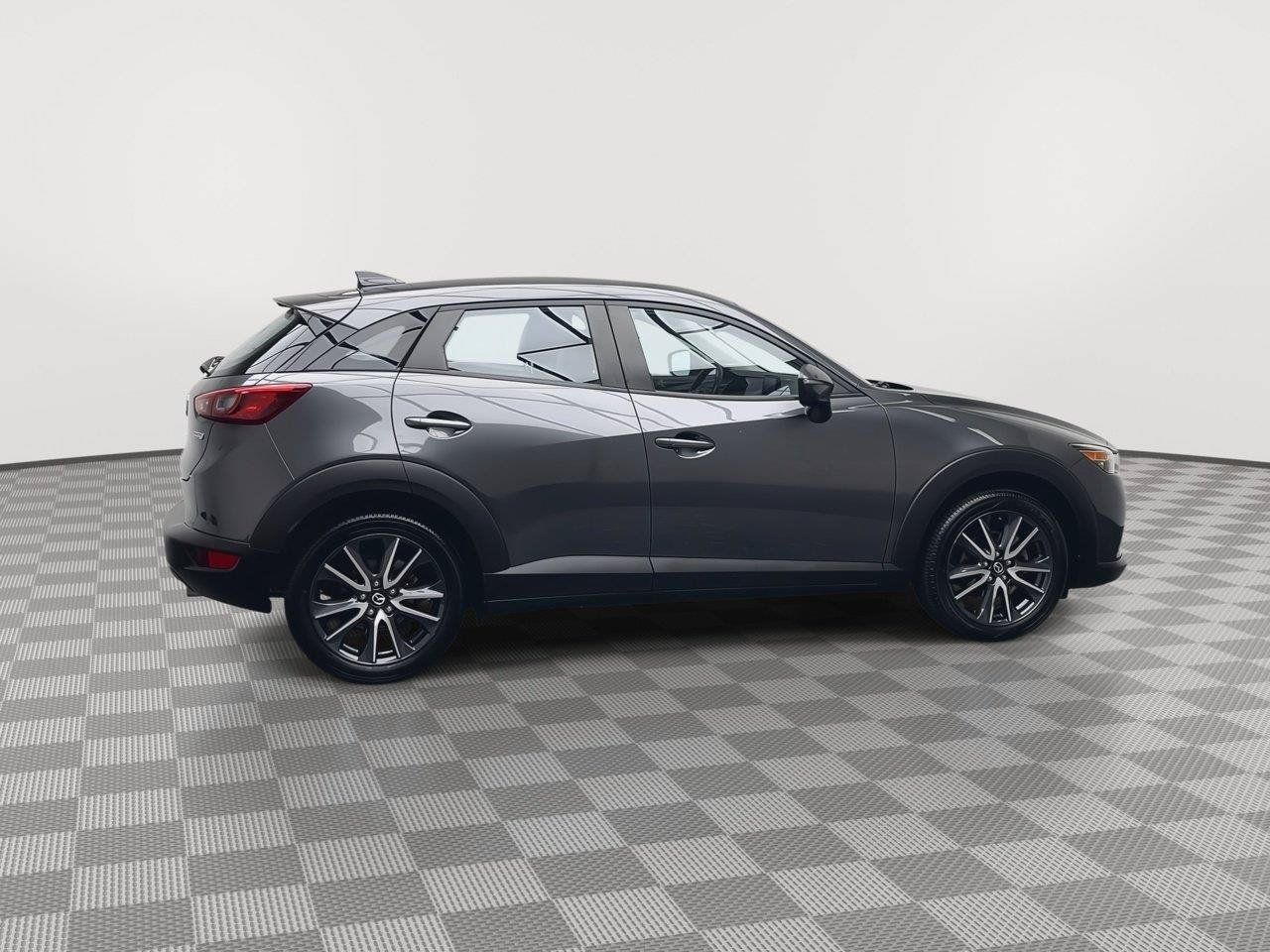 Used 2018 MAZDA CX-3 Touring w/ Preferred Equipment Package AWD/4WD image 34