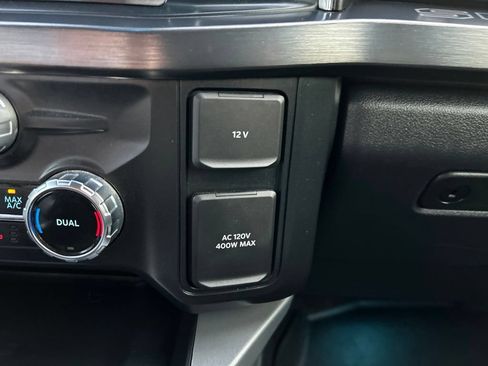 Used 2025 Ford F250 Lariat AWD/4WD image 27