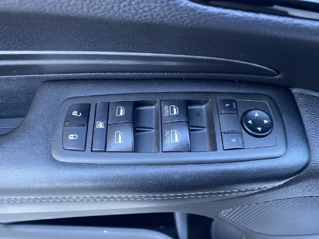Used 2021 Dodge Durango SXT RWD image 24