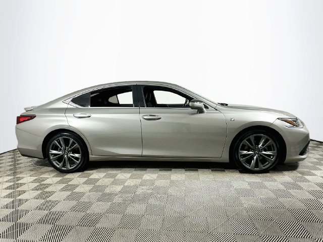 Used 2021 Lexus ES 350 F Sport w/ Accessory Package FWD image 2