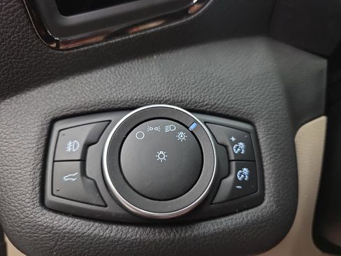 Used 2018 Ford Escape SEL AWD/4WD image 27
