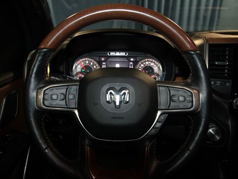 Used 2020 RAM 1500 Limited image 12