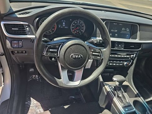 Used 2019 Kia Optima LX FWD image 13