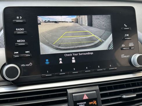 Used 2019 Honda Accord LX image 17