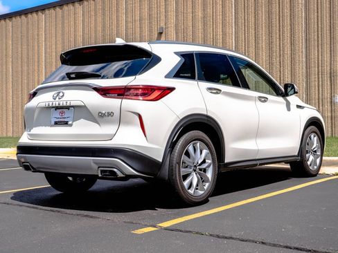 Used 2022 INFINITI QX50 Luxe AWD/4WD image 9