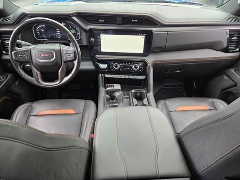 Used 2023 GMC Sierra 1500 AT4 w/ AT4 Premium Package AWD/4WD image 13