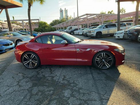 Used 2013 BMW Z4 sDrive35is image 10
