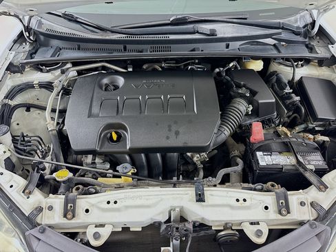 Used 2015 Toyota Corolla LE image 28