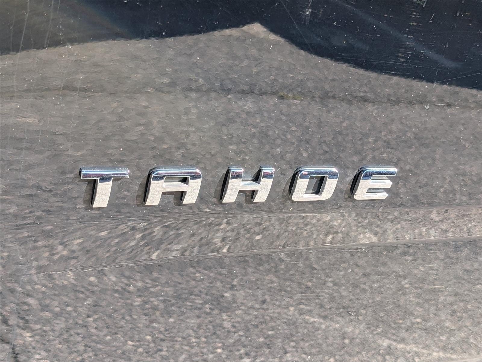 Used 2018 Chevrolet Tahoe LT w/ Z71 Midnight Edition AWD/4WD image 9