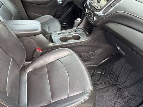 Used 2018 Chevrolet Equinox Premier image 42