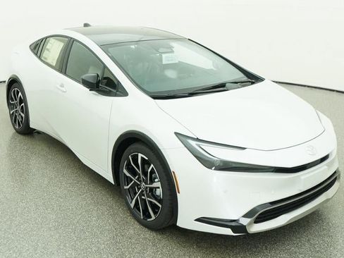 New 2026 Toyota Prius Plug-In Hybrid image 13