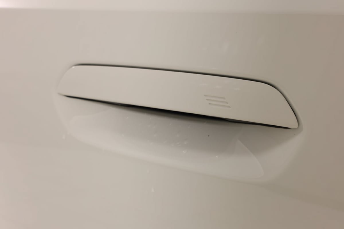 Used 2024 BMW M2 w/ Lighting Package RWD image 21