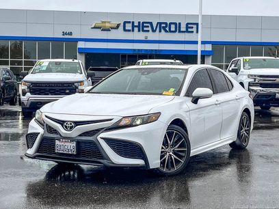 Used 2021 Toyota Camry SE w/ Convenience Package