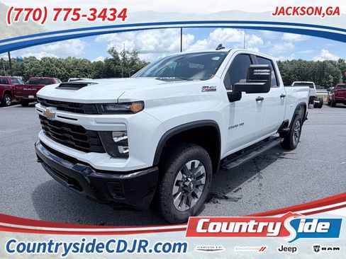 Used 2024 Chevrolet Silverado 2500 Custom w/ Custom Value Package AWD/4WD image 1