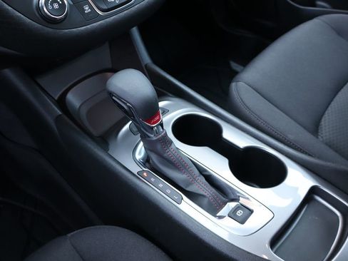 Used 2024 Chevrolet Malibu RS FWD image 25