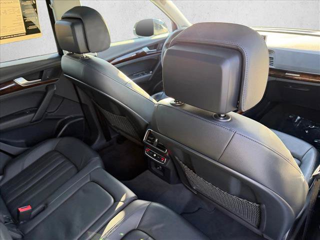 Used 2018 Audi Q5 2.0T Premium Plus w/ Premium Plus Package AWD/4WD image 23