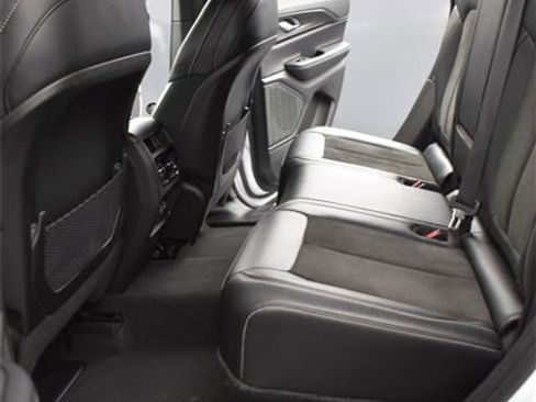 Used 2023 Jeep Grand Cherokee Altitude image 10