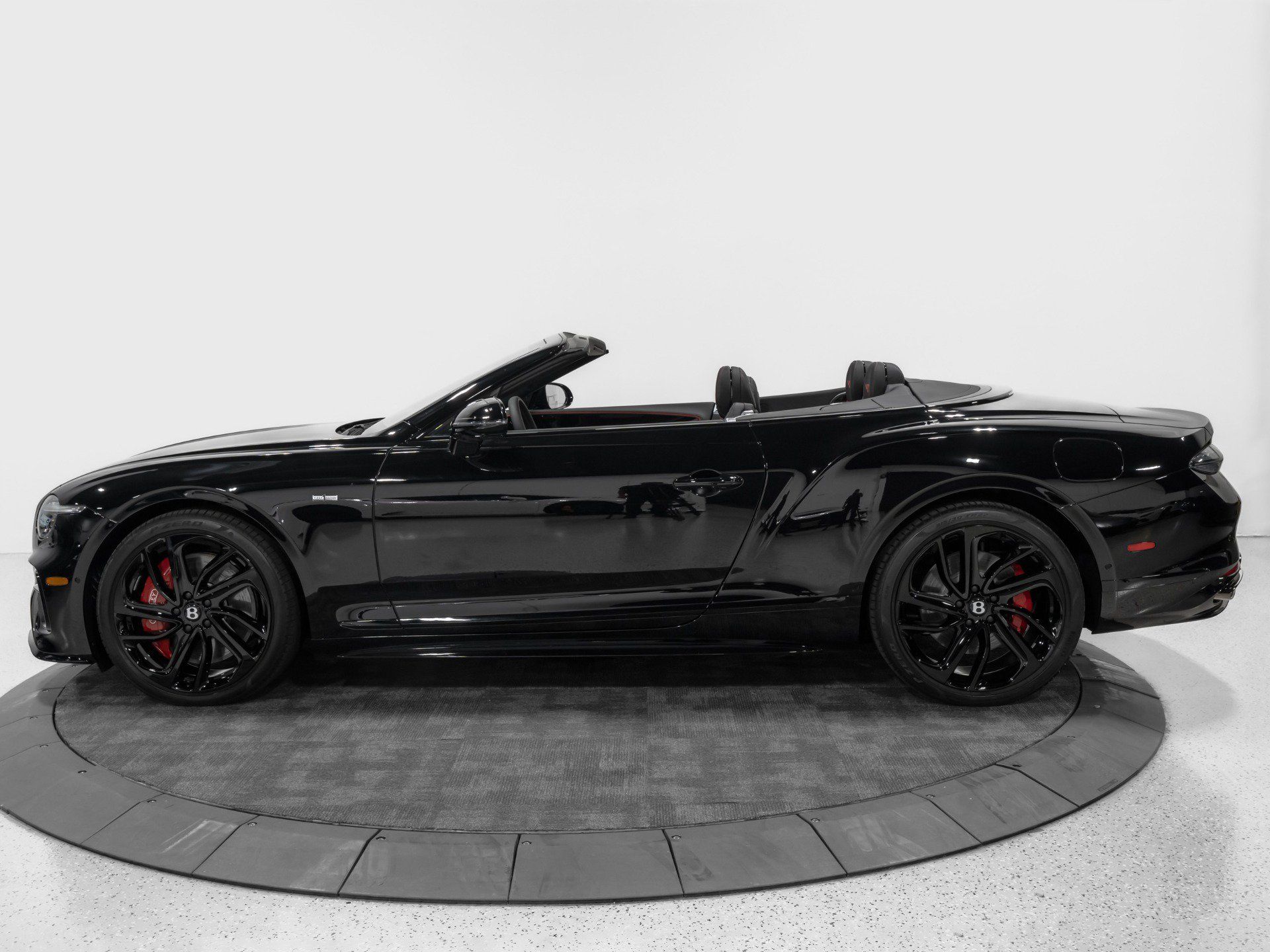 Used 2025 Bentley Continental GT Speed AWD/4WD image 4