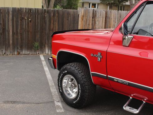 Used 1991 Chevrolet Blazer 4WD image 40