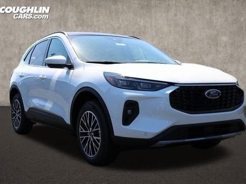 New 2024 Ford Escape SE w/ PHEV Premium Package image 6