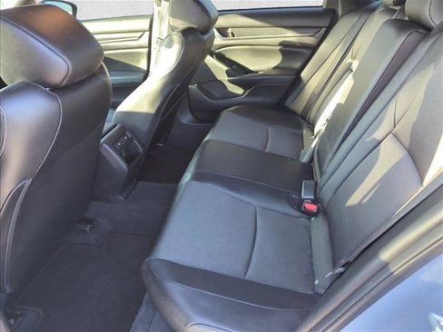 Used 2022 Honda Accord Sport image 7