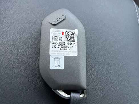 New 2026 Kia Sorento LX FWD image 25