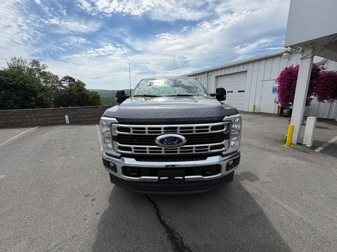 Used 2025 Ford F250 XLT AWD/4WD image 8
