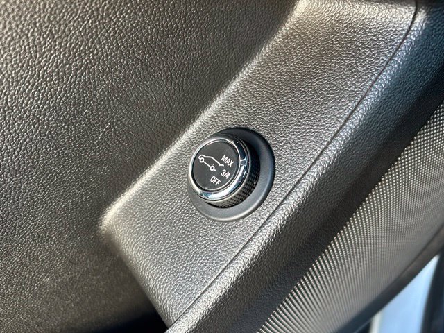 Used 2022 Chevrolet Traverse LT AWD/4WD image 30