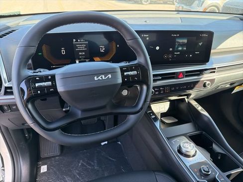 New 2026 Kia Sorento EX w/ EX Premium Package AWD/4WD image 18