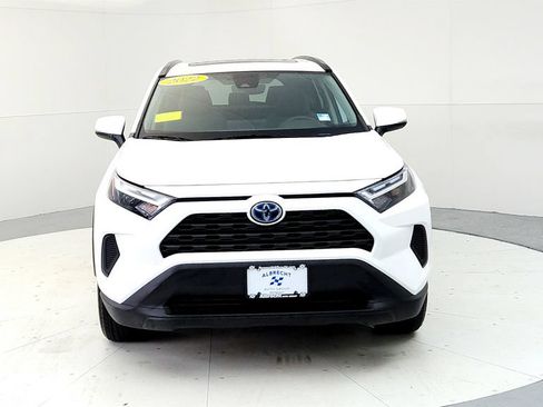 Used 2022 Toyota RAV4 XLE w/ Convenience Package AWD/4WD image 8